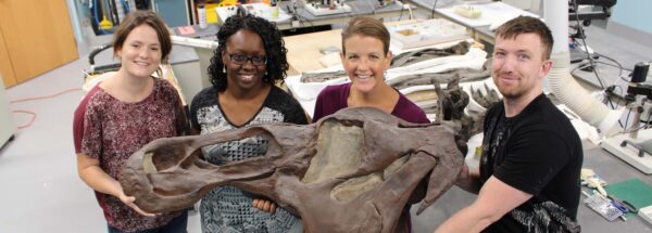 Students Discover Kenan Fellows at the NC Museum of Natural Sciences
