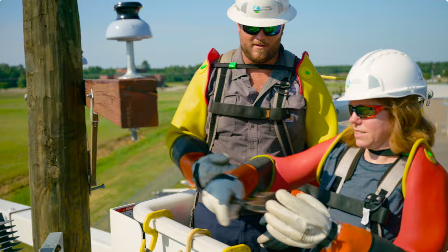 This summer, Lumbee River Electric Membership Corporation (EMC) welcomed Sarah Griffin-Greene, a STEM teacher at Rowland-Norment Elementary School and the 2024-25 Teacher of the Year for the Public Schools of Robeson County, as its 2025–26 Kenan Fellow.